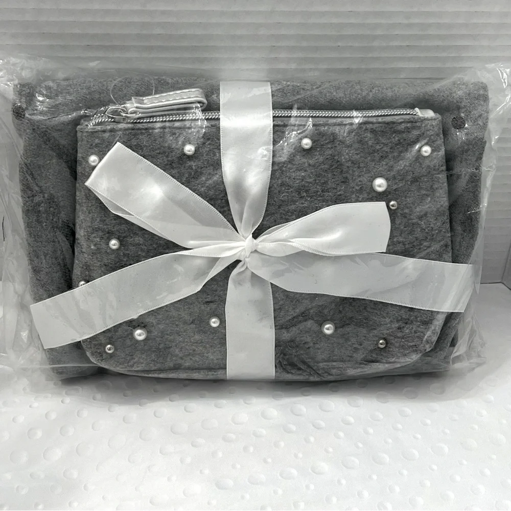 Women's Cosmetic Bag & Scarf Set, Heather Gray, Embellished and Prepackaged Wrap